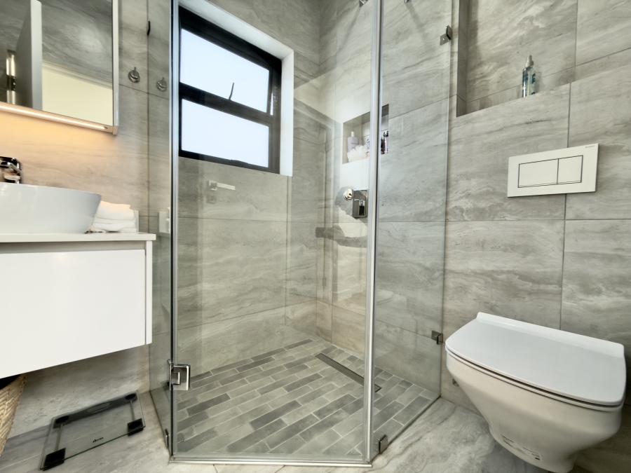 4 Bedroom Property for Sale in Hartenbos Central Western Cape